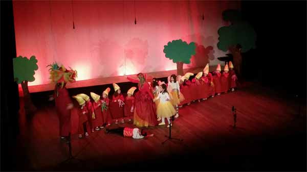 Arranca con éxito el II Festival de Teatro Escolar de Priego 1
